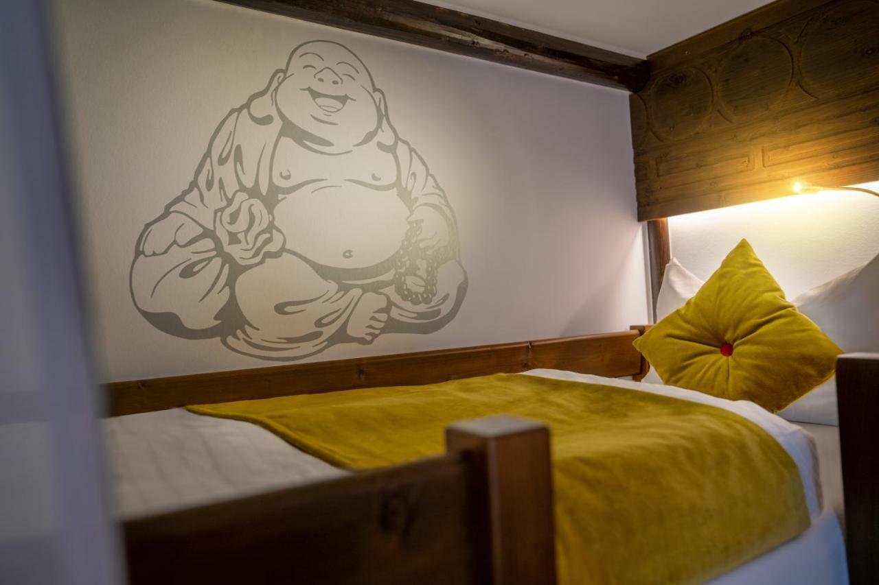 Ling Bao, Phantasialand Erlebnishotel Brühl